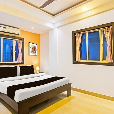 Super Hotel O Baguiati Nager Bazaar Exteriér fotografie